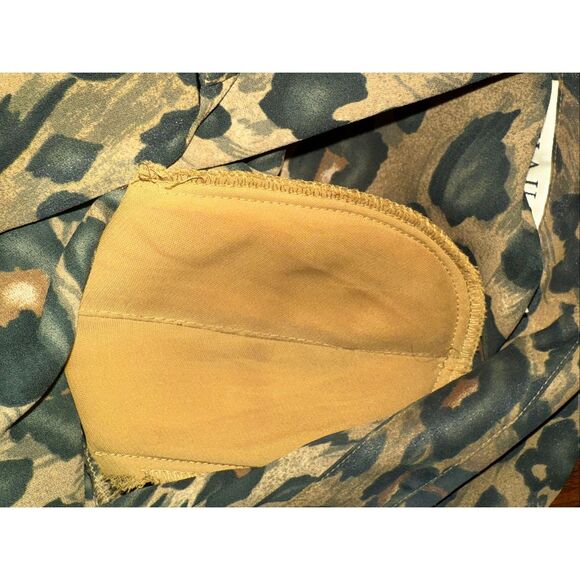 Vintage Chaus Women’s Blouse Leopard Animal Print Long Sleeve Button Front Chiff - Picture 10 of 13